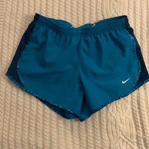 🤩$5 Sale!🤩Girls Nike Dri-Fit Shorts